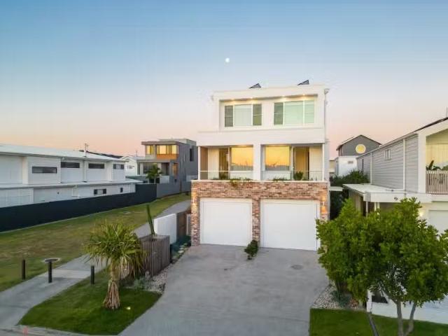 1/49 Nautlius way, Kingscliff House for rent Listed by Molly.