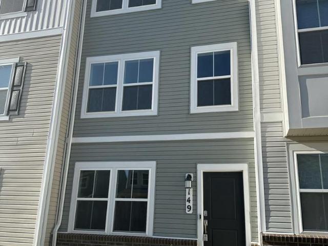 149 Swan Field Avenue, Ranson, US, WV
