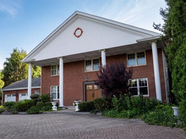 149 Porter St, Westwood, MA 02090