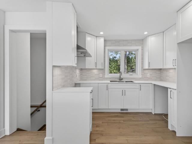 149, Rue Sherbrooke, None, Beaconsfield
