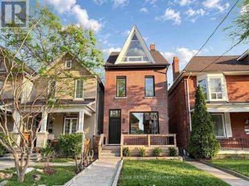 North Riverdale, Toronto, Ontario - Balcony