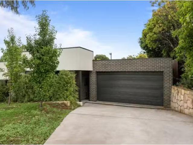 149B Copland Drive, Spence Townhouse for rent Listed by Anton.