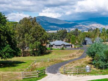14.5 ACRES OF RURAL LIVING DONE RIGHT