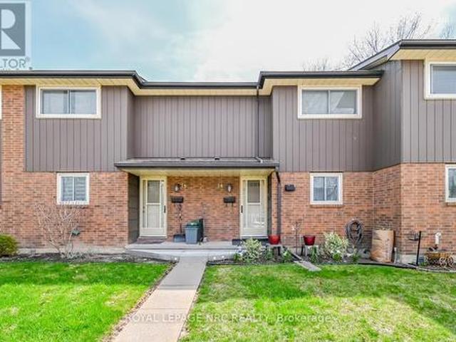 14 64 Forster Street, St. Catharines Vine/Linwell, ON, L2N 6T5 townhouse for sale | Listing ID X13681 | Royal LePage