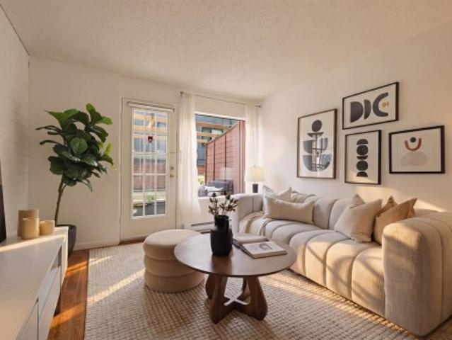 14 71 St Avenue E, Vancouver, BC, V5V 2W9 townhouse for sale | Listing ID R3139 | Royal LePage