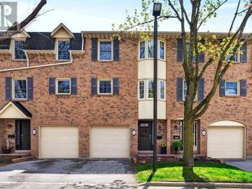 Townhouse for sale in Halton - Patio, Fireplace