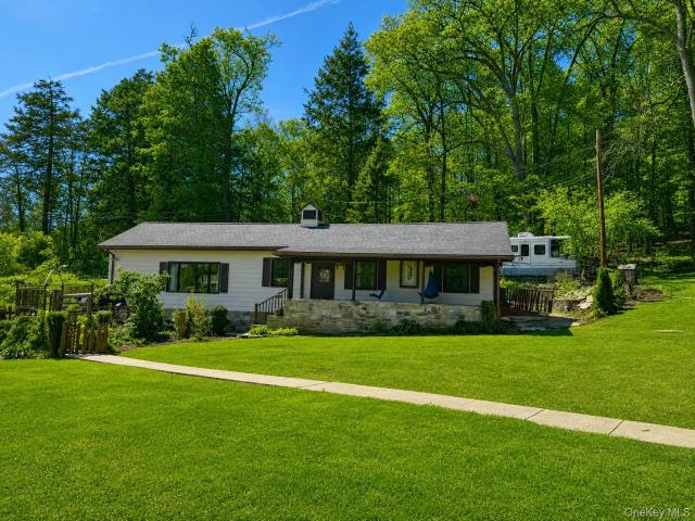 14 16 Glen Hill