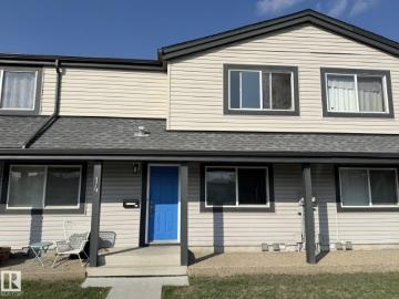 Townhouse for sale in Royal Gardens - Patio
