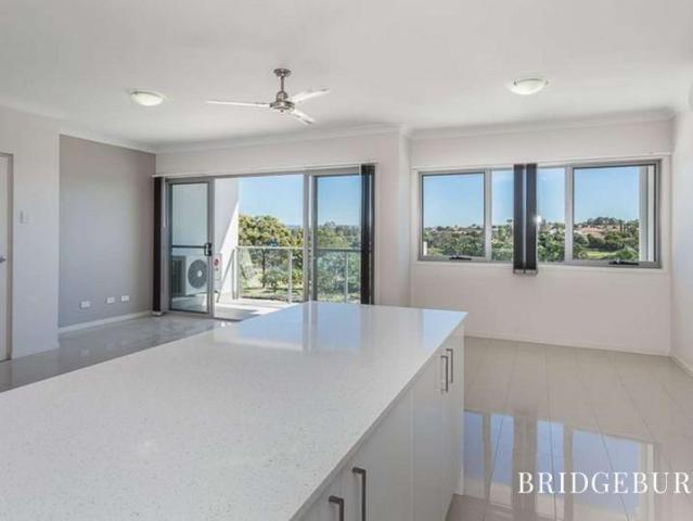 14, 27 Discovery Drive, North Lakes