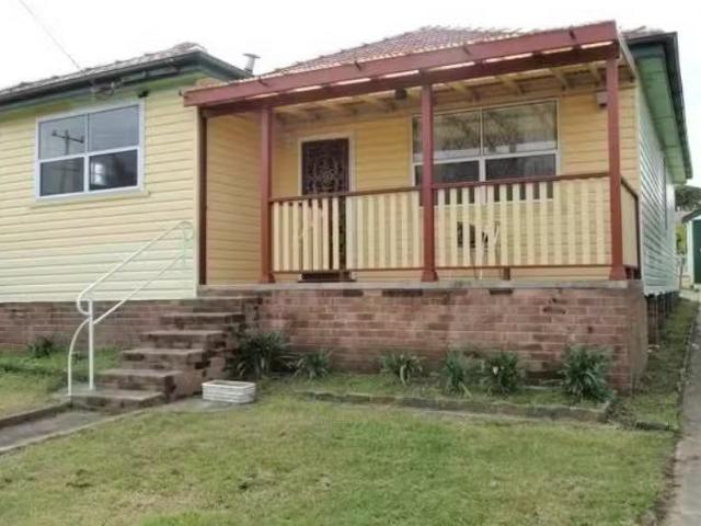 14 Tathra Street, Raymond Terrace House for rent Listed by Ja.