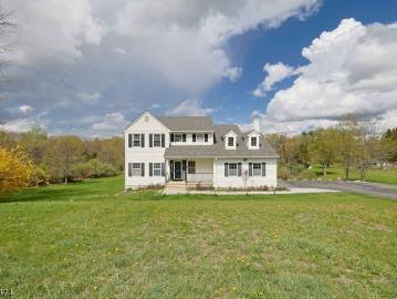 14 Thomas Rd