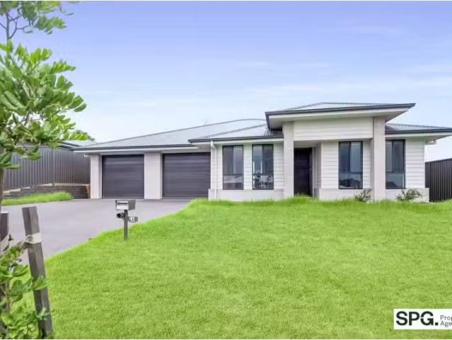 1/4 Todwick Close, Farley Townhouse for rent Listed by Reagan.
