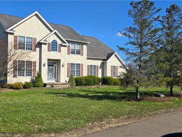 14 Turnberry Rd, Horseheads, NY 14845 | MLS #R1672