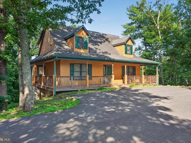 14 Vickie Way
