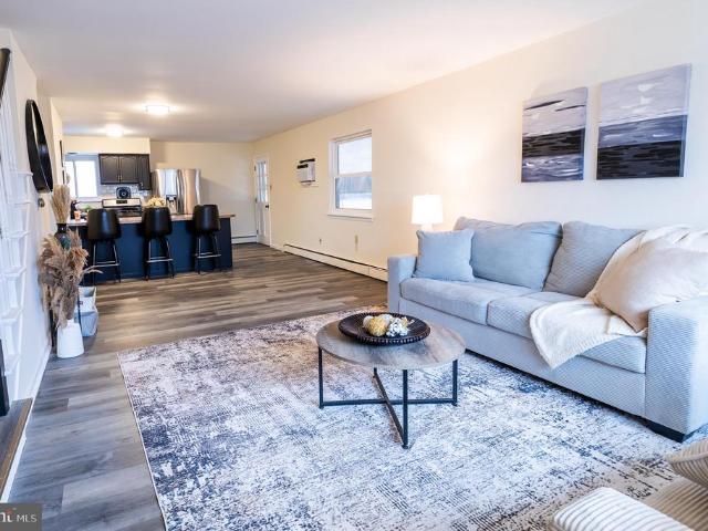 14 W Glenwood Drive # B