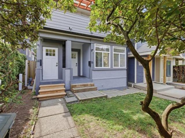 14 14Th Avenue W, Vancouver, BC, V5Y 1W6 house for sale | Listing ID R3121 | Royal LePage