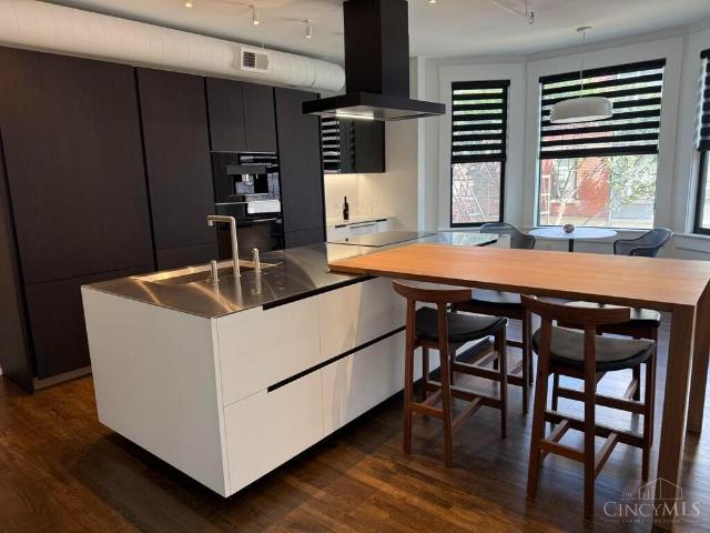 14 W Fourteenth Street