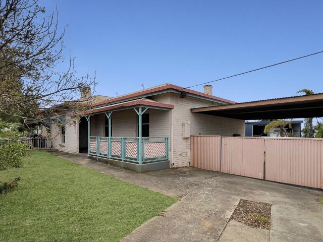 14 Whait Avenue, Port Lincoln