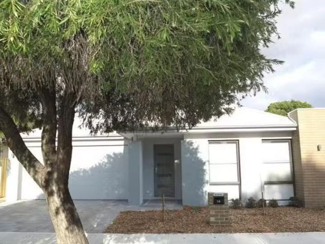 14 Winfield Street, Lynwood, WA 6147