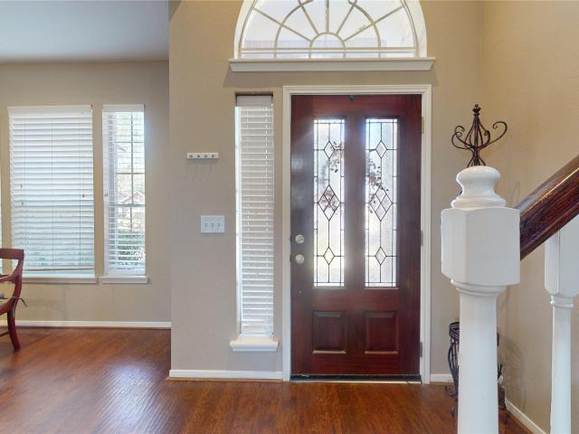 14 Willow Point Place