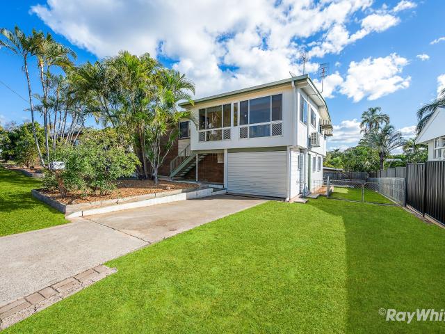 14 Wistari Street Clinton, QLD 4680