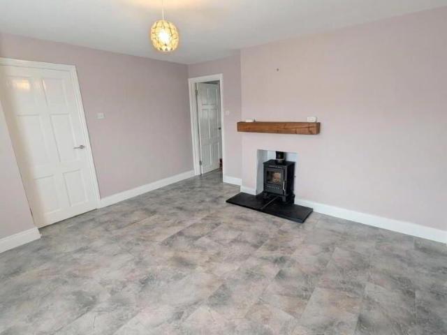 14 Woodside Gardens, Crossgar, BT30 9DA