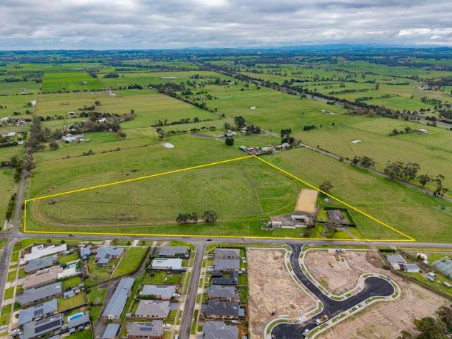 14 ACRES IN YARRAGON'S GROWTH CORRIDOR INCOME TODAY, DEVELOPMENT POTENTIAL TOMORROW