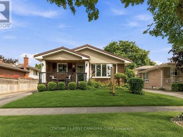 14 Alayne Crescent, London South X, ON, N6E 2A3 house for sale | Listing ID X13665 | Royal LePage