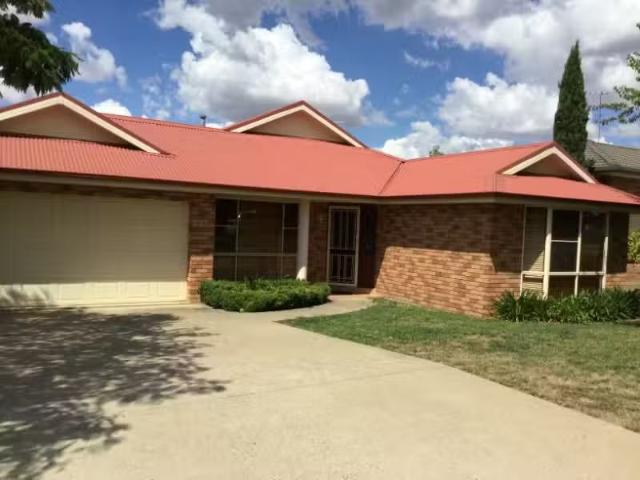 14 Albion Place, ORANGE House for rent Listed by Property Man.