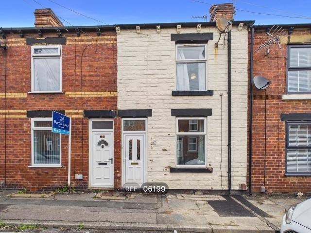 14, Ambler Street, Castleford WF10, 2 bed terraced house to rent, £800 pcm | PrimeLocation