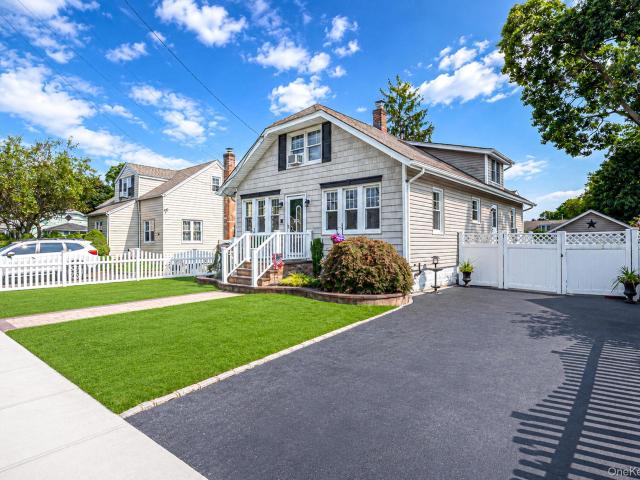 14 Andrew Avenue