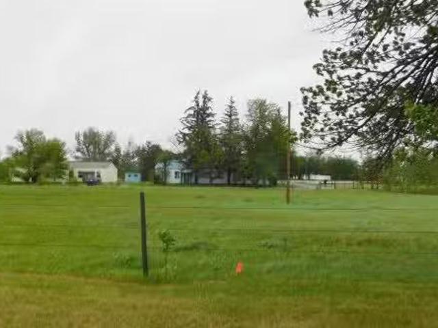 14 Anson Road North, Rural Willow Creek No. 26, M. D. Of, AB.