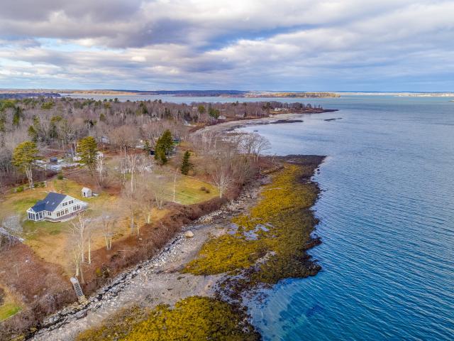 14 Artist Point Road, Chebeague Island, US, ME