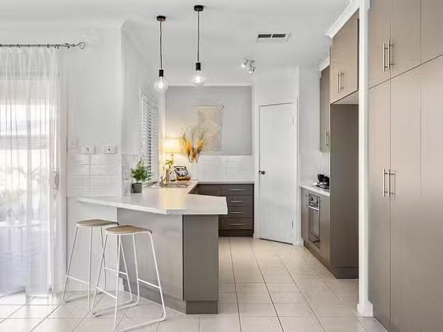 14 Atlantis Avenue, Seaford Meadows, SA 5169