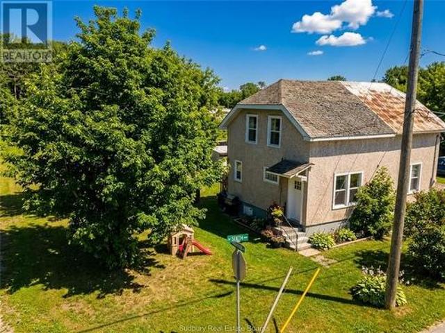 14 B Sixth Avenue, Levack, ON, P0M 2C0 house for lease | Listing ID 2130 | Royal LePage