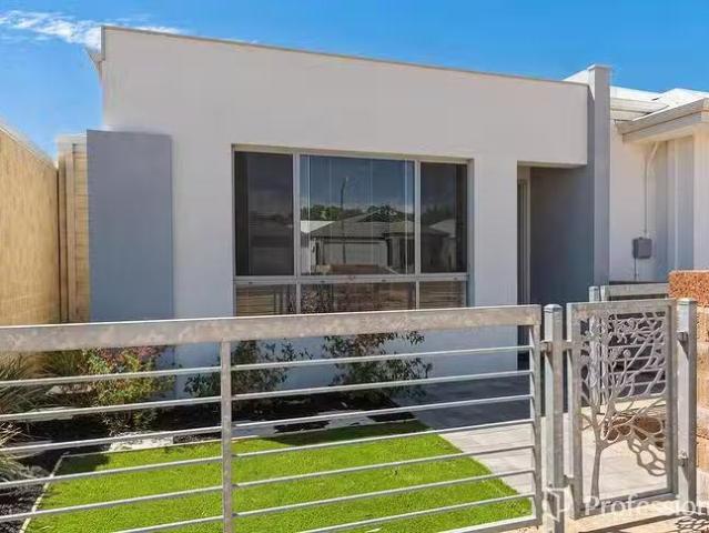 14 Barber Lane, Byford, WA 6122