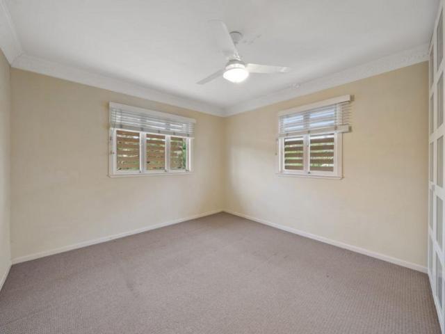 1/4 Bayliss Street, TOOWONG