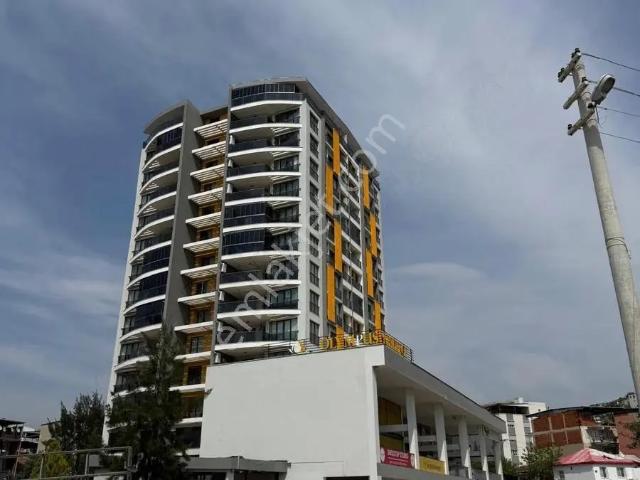 14 Bayraklı Olympus Resıdenceda Deniz Manzaralı Kiralık3+1 Daire