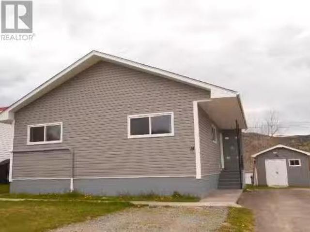 14 Bennett Terrace, Baie Verte, NL, A0K 1B0 house for sale.
