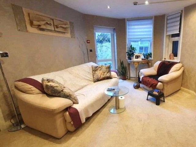14 bed flat for sale
