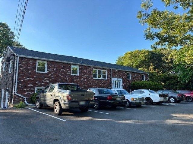 14 bedroom, Marshfield MA 02050 105559249