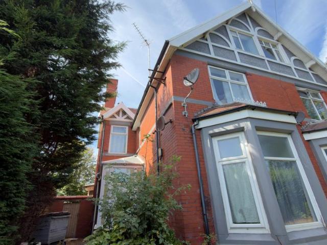 14 bedroom block of apartments for sale