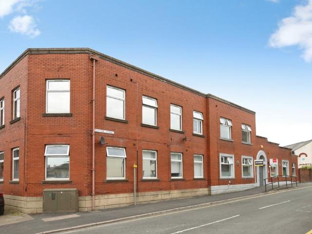 14 bedroom flat for sale