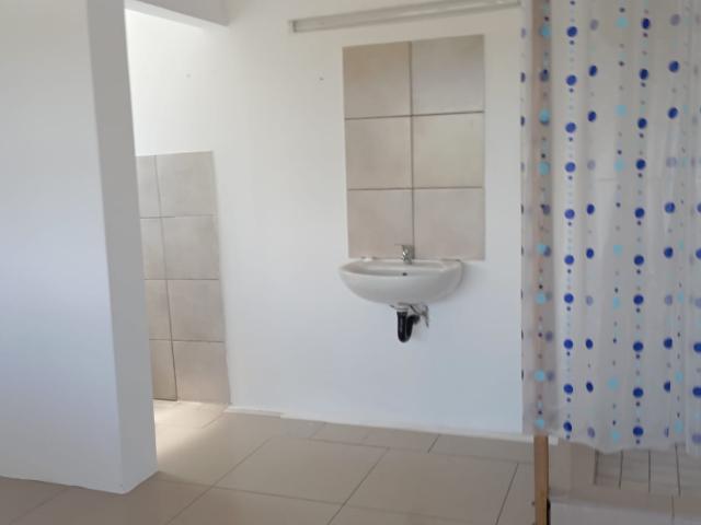 14 Bedroom House For Sale in Beacon Bay