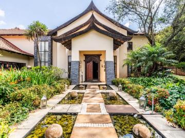 14 Bedroom House For Sale in Raslouw
