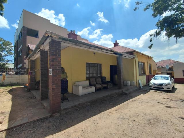 14 Bedroom House For Sale in Turffontein