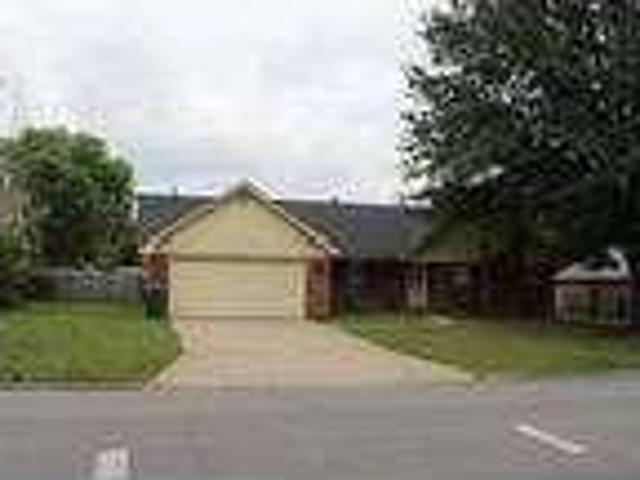 14 Bernard Dr, Conway, Ar 72032