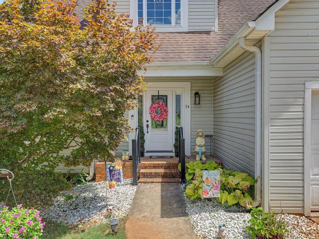 14 Birkdale Drive