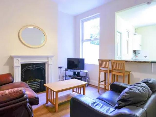 14 Birstall Road, Liverpool, L6 9AH, United Kingdom | Room for rent #134073375 | Rentberry