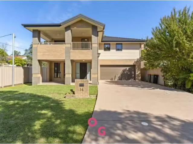 14 Bourke Street, Raymond Terrace House for rent Listed by Ja.